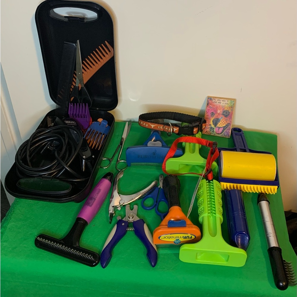 Pet Grooming Tool Set with Assorted Colors